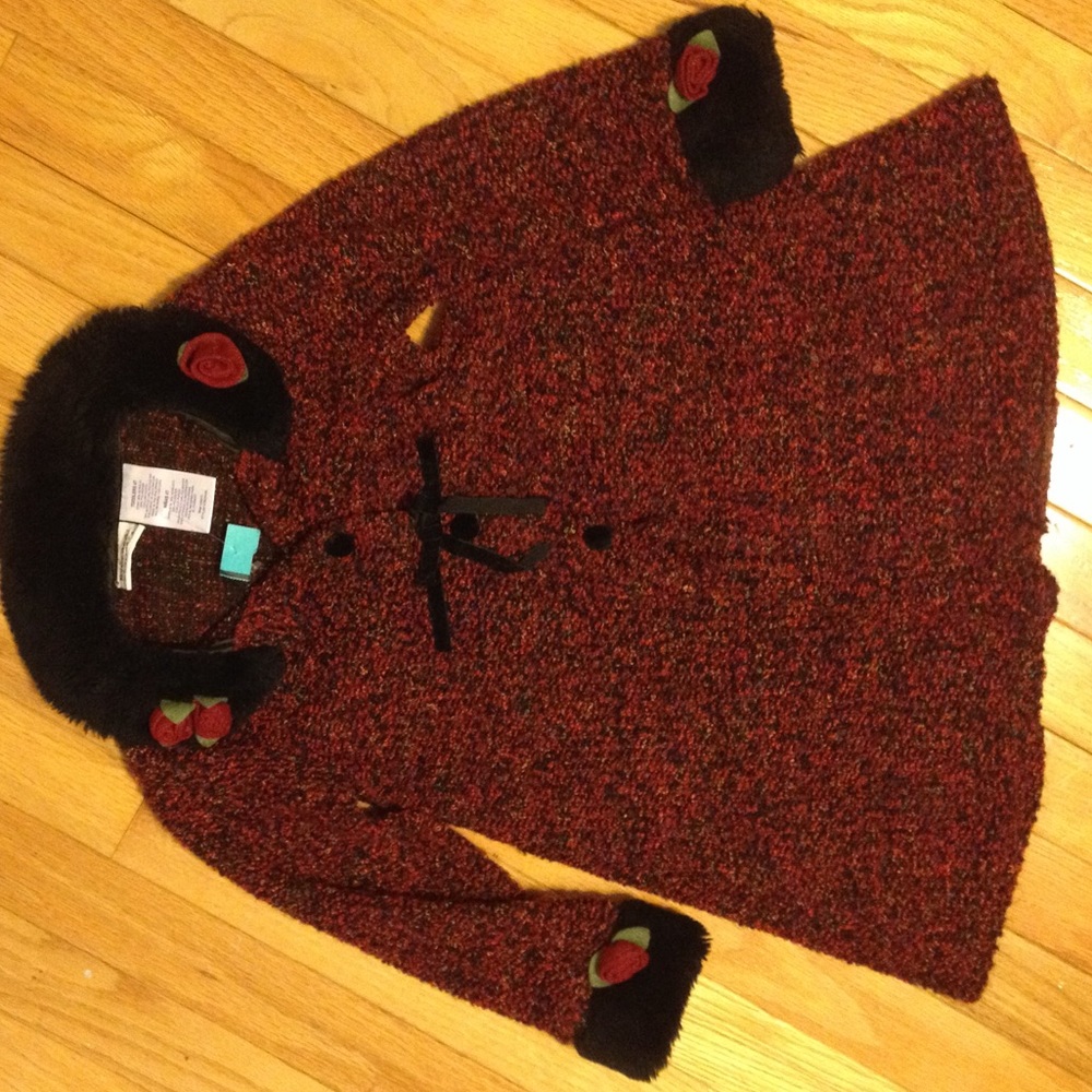 Adorable jacket / sweater